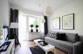  A Place Like Home Apartamenty Wiewiorcza  Гданьск